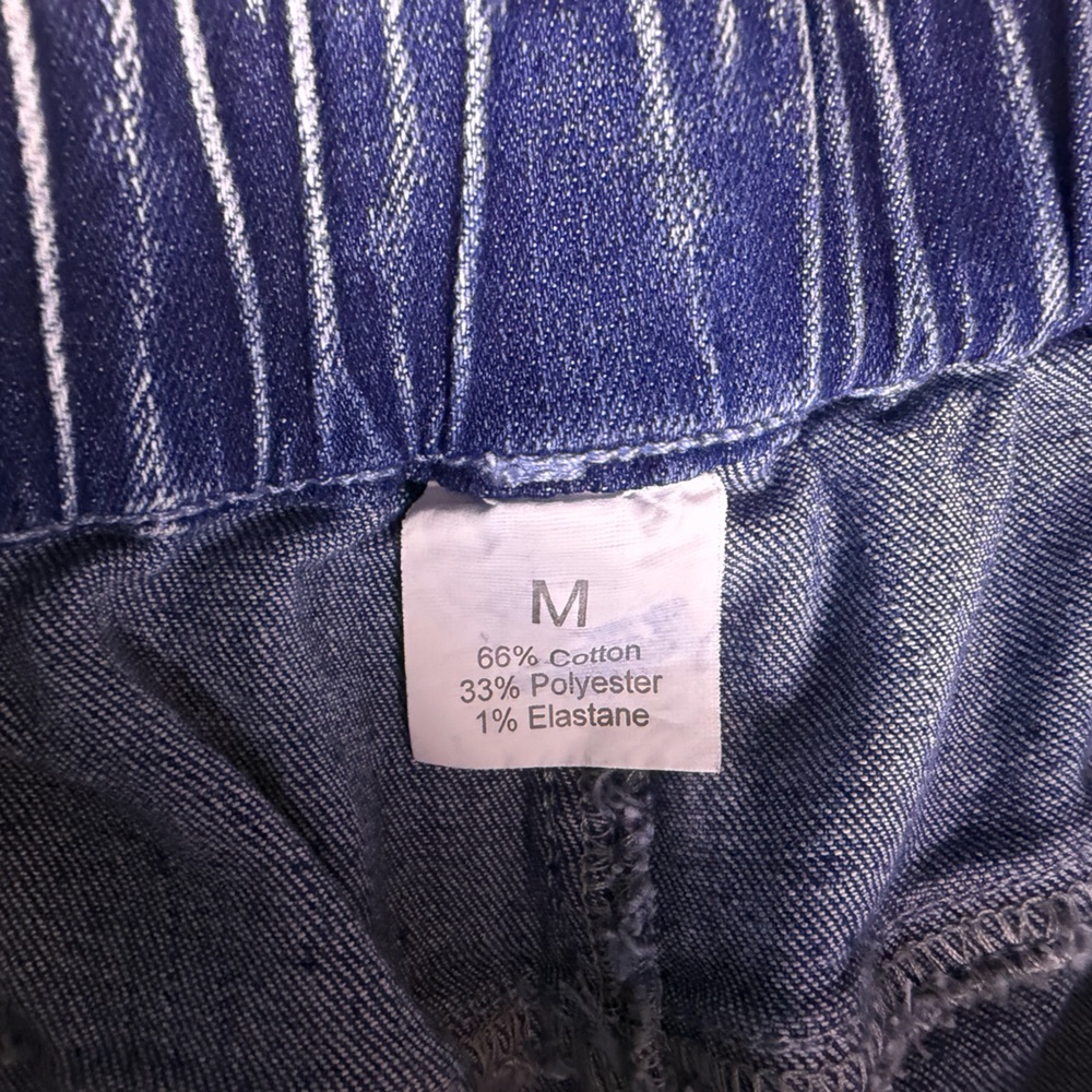 Women’s Medium Denim Boy Shorts - Picture 3 of 6